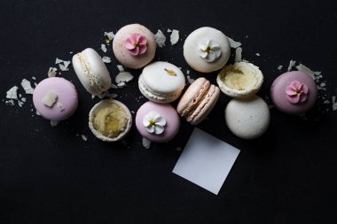 Çeşitli Pastel macaroons