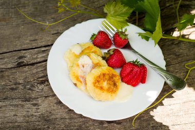 Süzme peynirli krep.