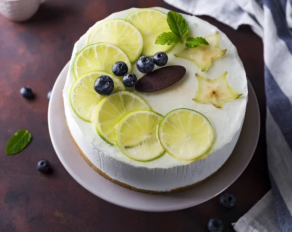 Limon yoğurt mousse kek