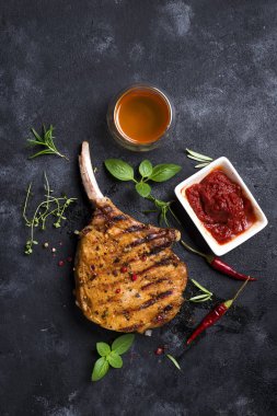 Dilimlenmiş dana biftek ızgara