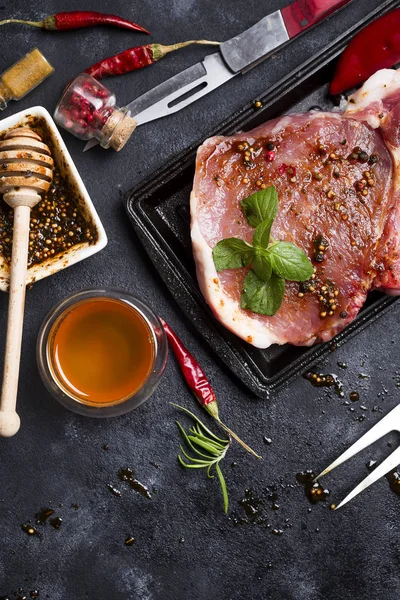 Çiğ et, sığır eti biftek