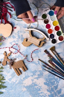 Oyuncaklar için Noel süsleri yapmak