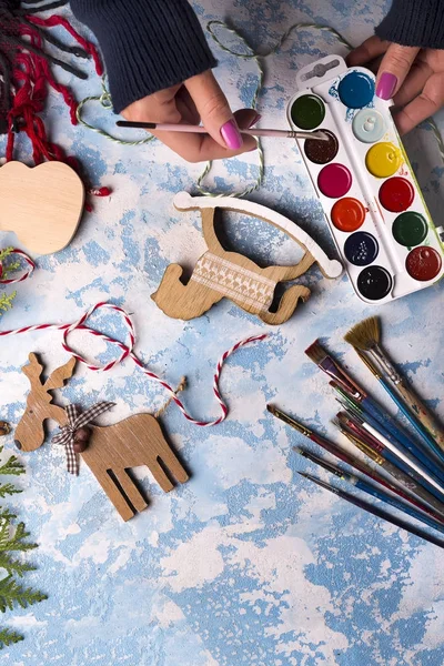 Oyuncaklar için Noel süsleri yapmak