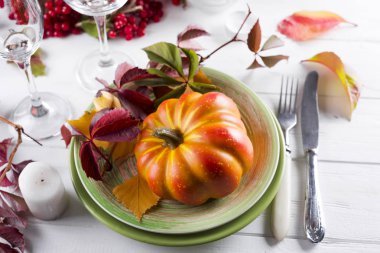 Tablo kabak ile dekore edilmiş