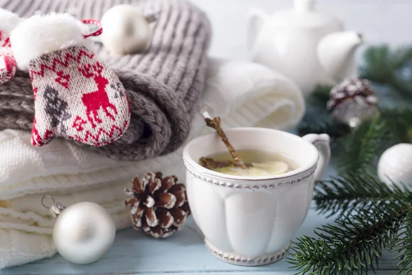 Una taza de té para el nuevo año . —  Fotos de Stock