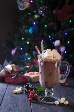 Şekerlemeli sıcak çikolata.