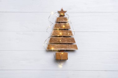 Işıklı Noel ağacı