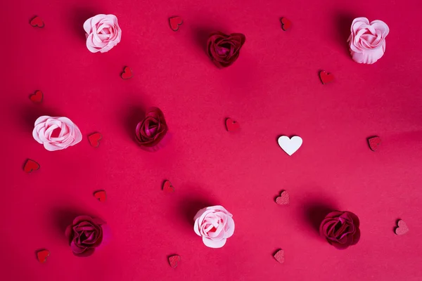 Цветочный узор из бутонов роз — стоковое фото