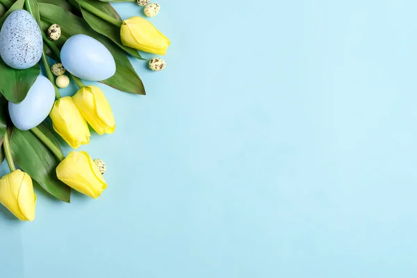 Borde Esquina Pascua Flores Frescas Tulipanes Primavera Pollo Pintado Mano —  Fotos de Stock