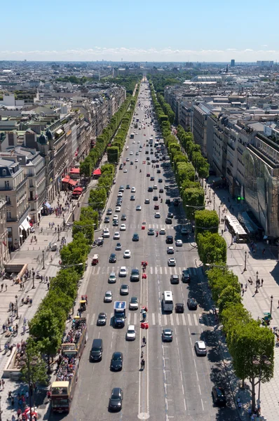 Uitzicht op Parijs vanaf bovenop de Arc de Triomphe — Stockfoto