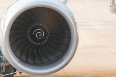 Pist ve uçak nesnelerin detay