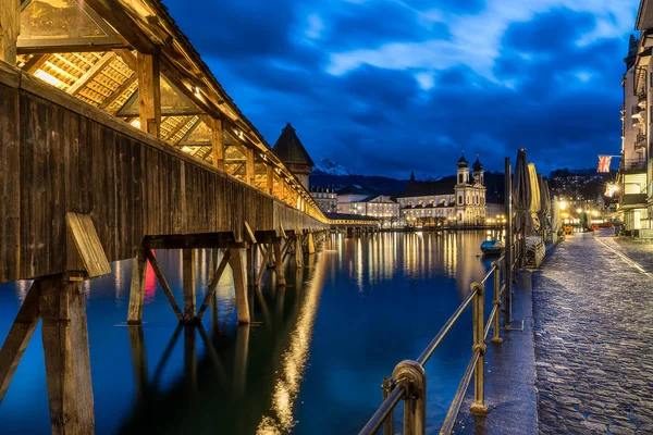 Chapel Bridge v Lucerně — Stock fotografie