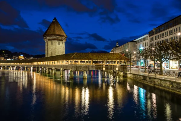 Puente de la Capilla en Lucerna —  Fotos de Stock