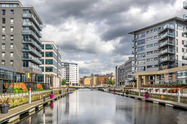 Quai de Leeds dans la ville de Leeds — Photo