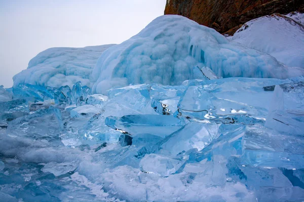 Pile Broken Transparent Ice Cliff Lake Baikal Beautiful Blue Color — Stock Photo, Image