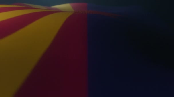 Die Flagge Des Bundesstaates Arizona Weht Einer Dunklen Atmosphärischen Umgebung — Stockvideo