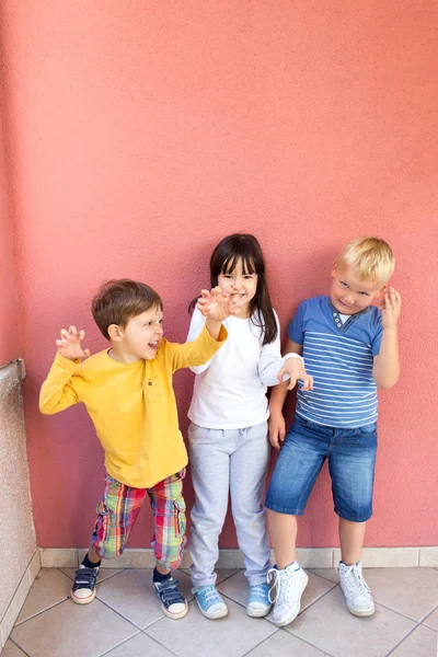 Facendo facce stupide — Foto Stock