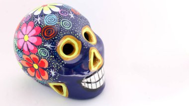 Çamur işçiliği, Meksika 'da Ölüler Günü' nü andırıyor.