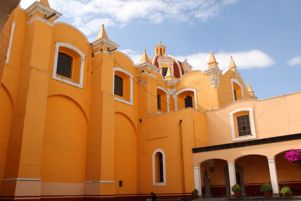 Колониальный Стиль Церкви Наследие Испанского Завоевания Мексике — стоковое фото