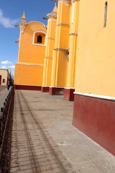Αποικιακό Στυλ Εκκλησία Κληρονομιά Της Ισπανικής Κατάκτησης Στο Μεξικό — Φωτογραφία Αρχείου