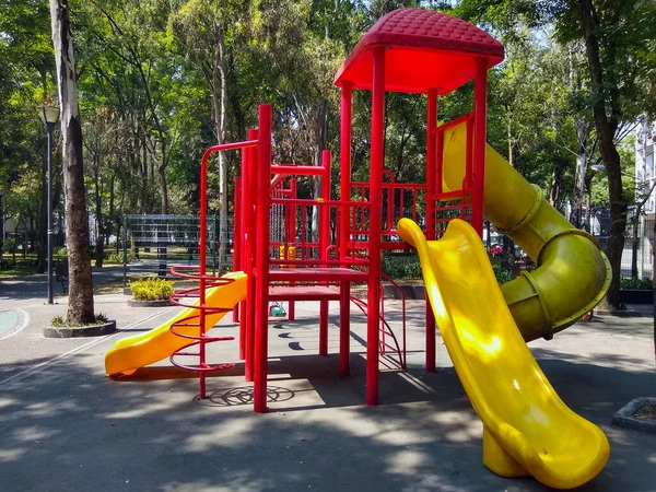 Jogos Para Crianças Parque Para Desenvolver Diferentes Habilidades Físicas — Fotografia de Stock