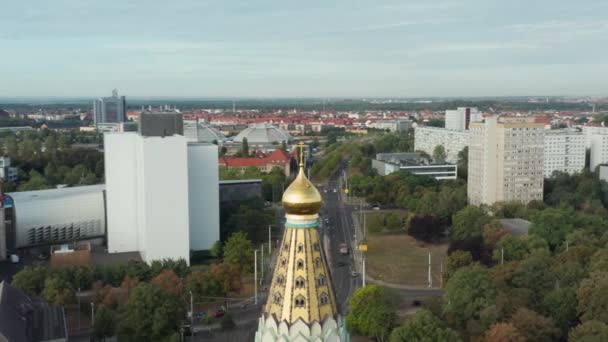 Vista aérea de la Iglesia Ortodoxa en Leipzig, Alemania . — Vídeos de Stock