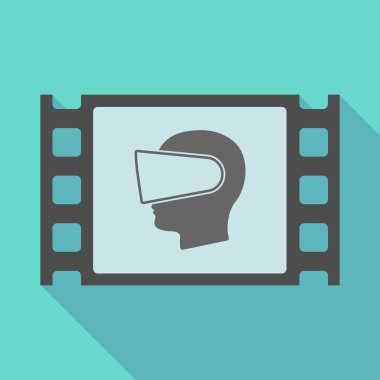 Uzun gölge çerçeve sanal bir gerçekçiliğe ilişkin giyen bir erkek başı