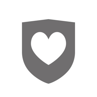 Kalp poker oyun kağıdı işareti ile izole kalkan