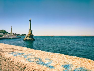 Kornilova caddesindeki anıt. Sivastopol.