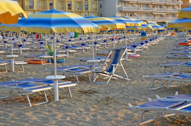 Terk edilmiş, boş bir plaj. Lido di Jesolo İtalya