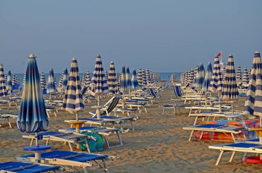 Terk edilmiş, boş bir plaj. Lido di Jesolo İtalya