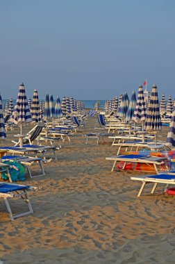 Terk edilmiş, boş bir plaj. Lido di Jesolo İtalya