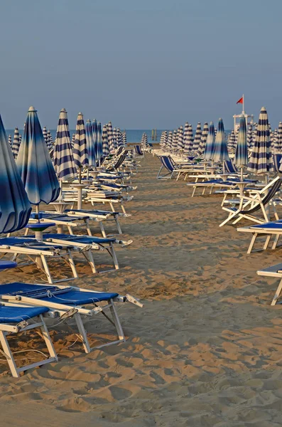 Terk edilmiş, boş bir plaj. Lido di Jesolo İtalya