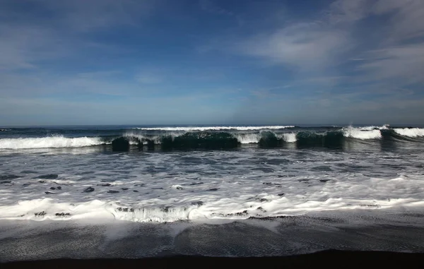 Wellen aus dem Atlantik — Stockfoto