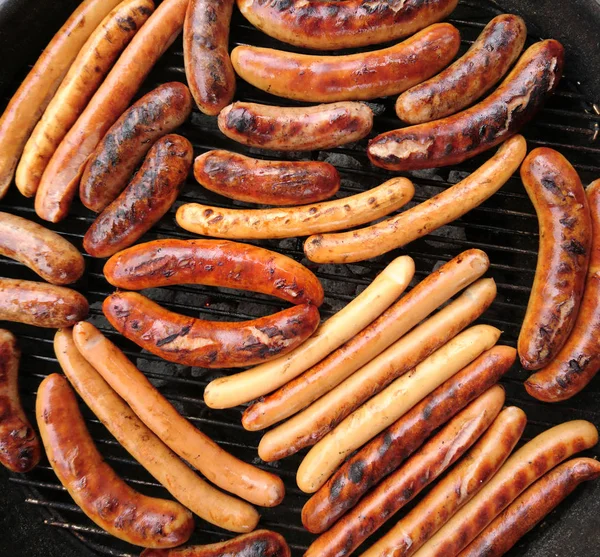 Farklı boyutlarda sosis 