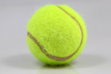 Beyaz arka planda Tennisball 