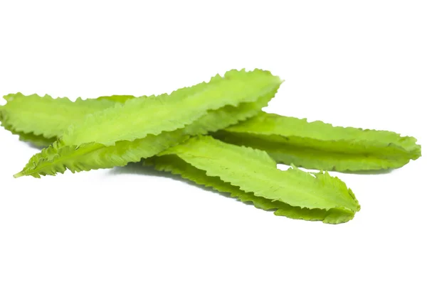 Beyaz arka plan üzerinde izole kanatlı fasulye