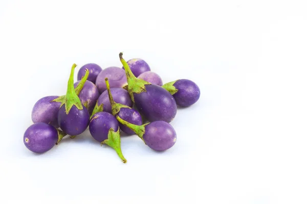 Eggplant isolado sobre fundo branco — Fotografia de Stock
