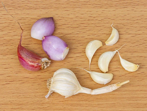 soğan ve sarımsak ahşap tablo