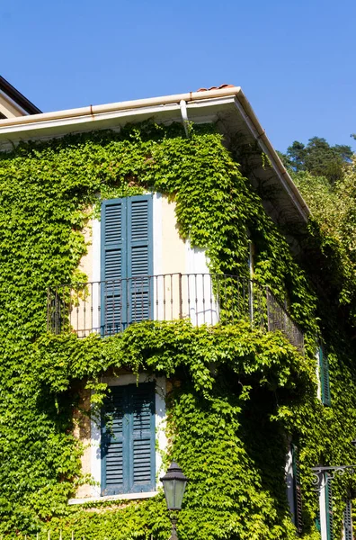 Bellagio, Italia - 13 de agosto de 2013: Detalle de Bellagio en horario de verano, Italia —  Fotos de Stock