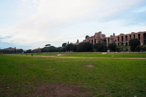 Roma, Italia - 3 de enero de 2008: Vista de la antigua Roma, Circo Máximo —  Fotos de Stock