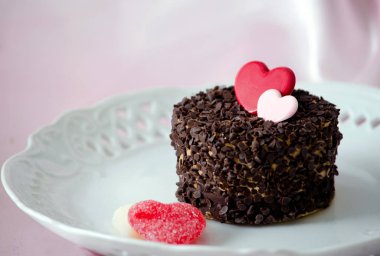 chocolate cake and hearts