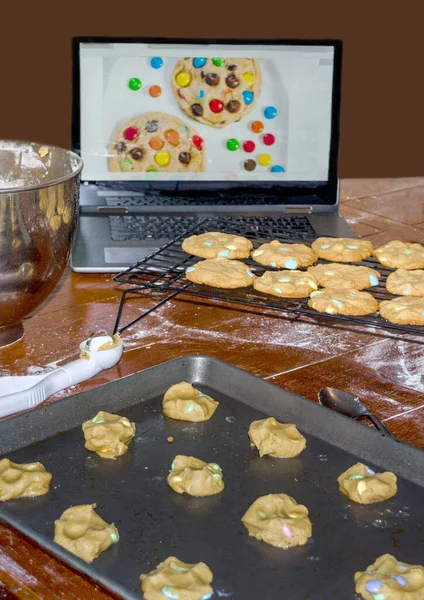 Internet recipes and making cookies