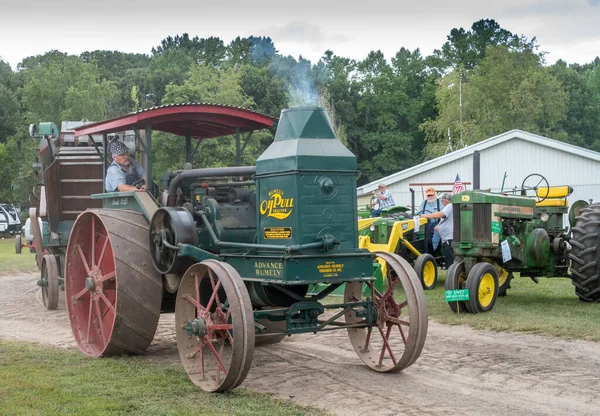 Hesston Indiana Eua Agosto 2019 Tratores Antigos Estão Exibição Show — Fotografia de Stock