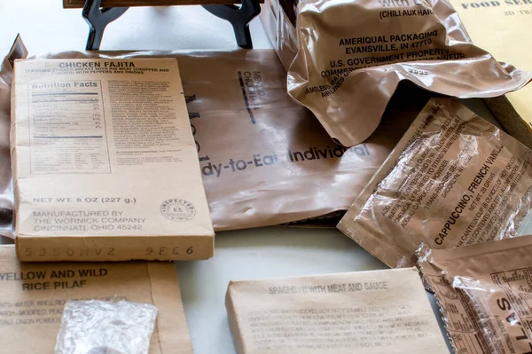 Comida militar fotos de stock, imágenes de Comida militar sin royalties