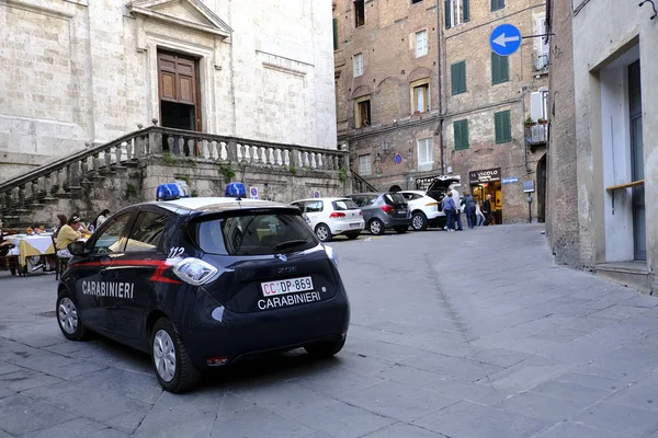 Carabinieri Car Public Square Town Siena Italy Oct 2019 — Stock Photo, Image