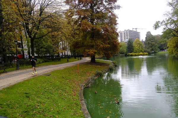 Leopold Park em Brussels, Bélgica — Fotografia de Stock