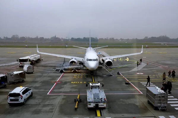 Avions Ryanairs Compagnie Low Cost Trouve Sur Aire Trafic Aéroport — Photo