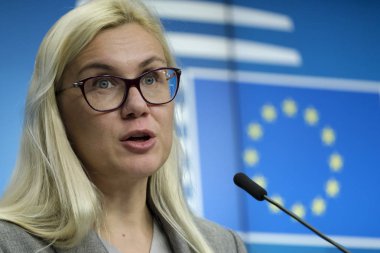 Brüksel, Belçika. 4 Aralık 2019. Eu 'nun Enerji Komiseri Kadri Simson Enerji Konseyi sonuçları hakkında basın toplantısı düzenledi.