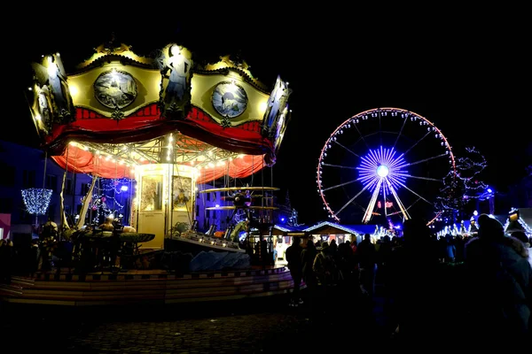 Crowd Walk Christmas Market Bruxelas Bélgica Dezembro 2019 — Fotografia de Stock